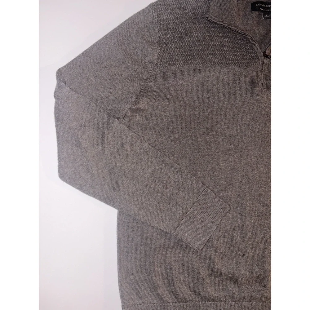 Banana Republic Sweater Mens Small GRAY 1/4 Zip Pullover Premium Luxe Yarn
